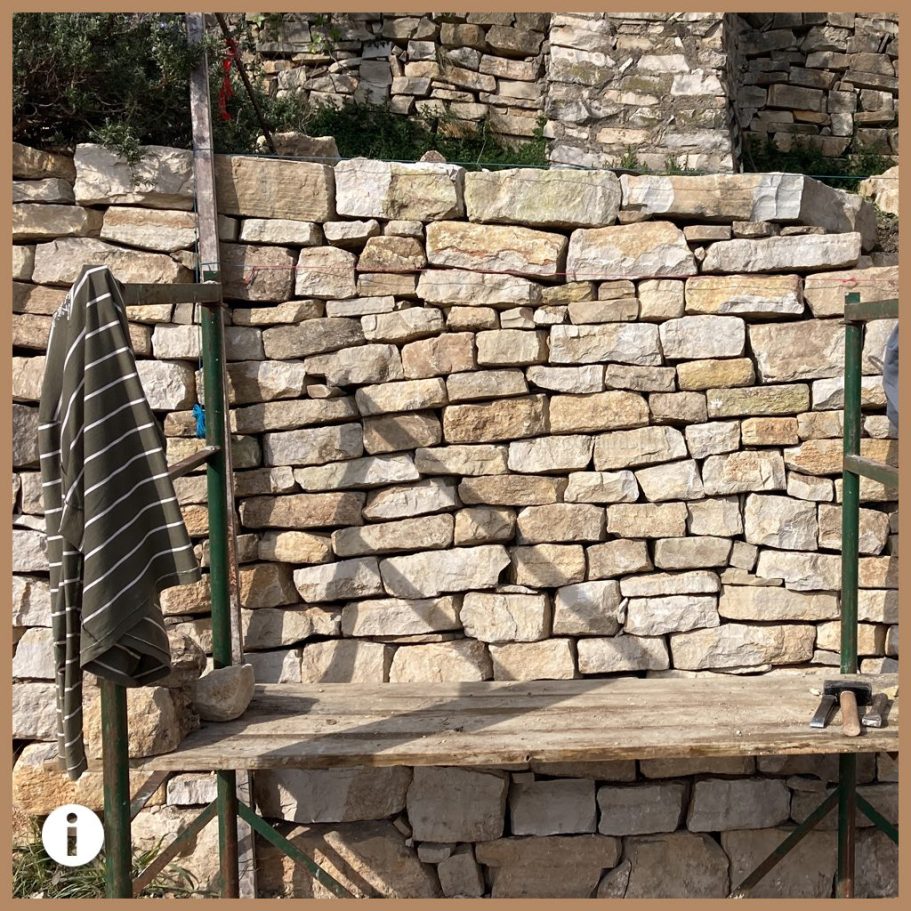 Marge en procés de construcció Marge en procés de construcció